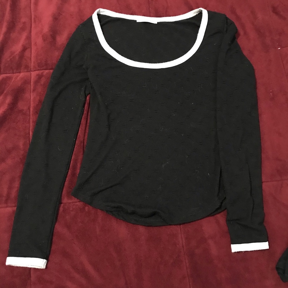 black long sleeve shirt
